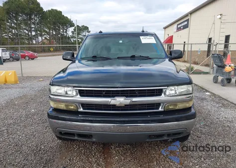2003 Chevrolet Tahoe Lt из США, поврежденный, VIN 1GNEC13Z93J187533